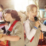FIFINE K6 Dynamic Handheld Microphone Plug & Play on Speaker for Karaoke, Presentation - Image 4